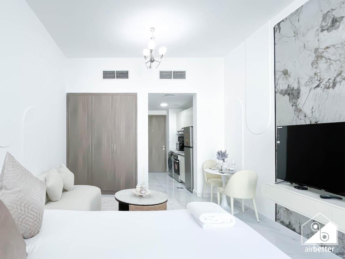 Jvc Amazing With Balcony & Pool View *