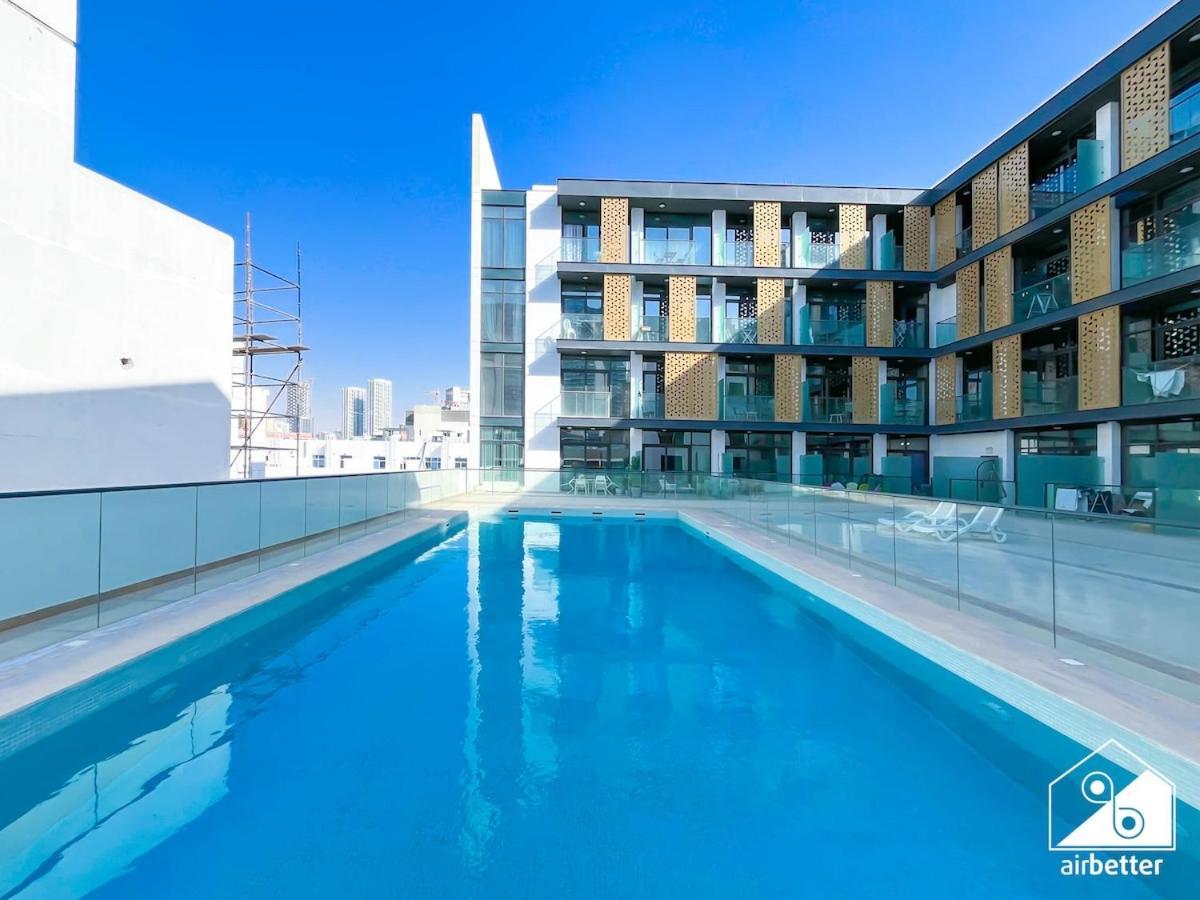Jvc Amazing With Balcony & Pool View Apartment *